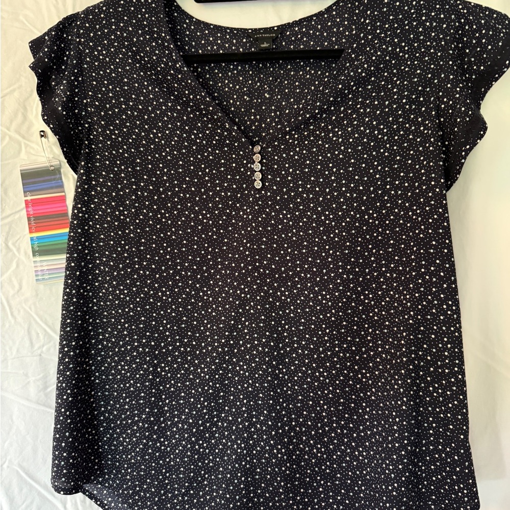 Ann Taylor Navy Fitted Cap Sleeve Blouse